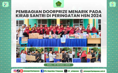 Pembagian Doorprize Menarik Pada Kirab Santri di Peringatan HSN 2024